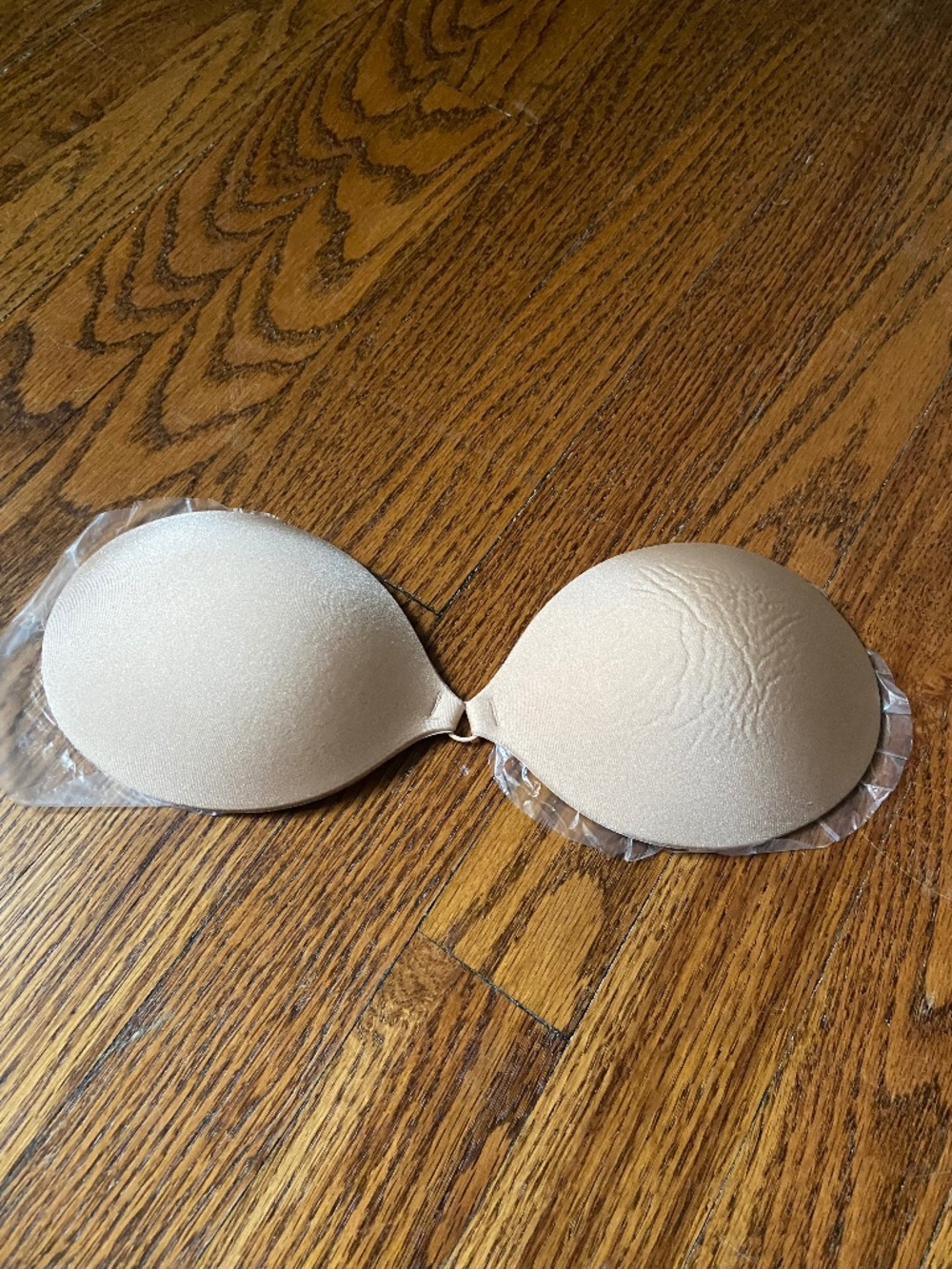 Victoria’s Secret Bare Invisible Solutions Backless Bra–Lightly Lined–Size B-C